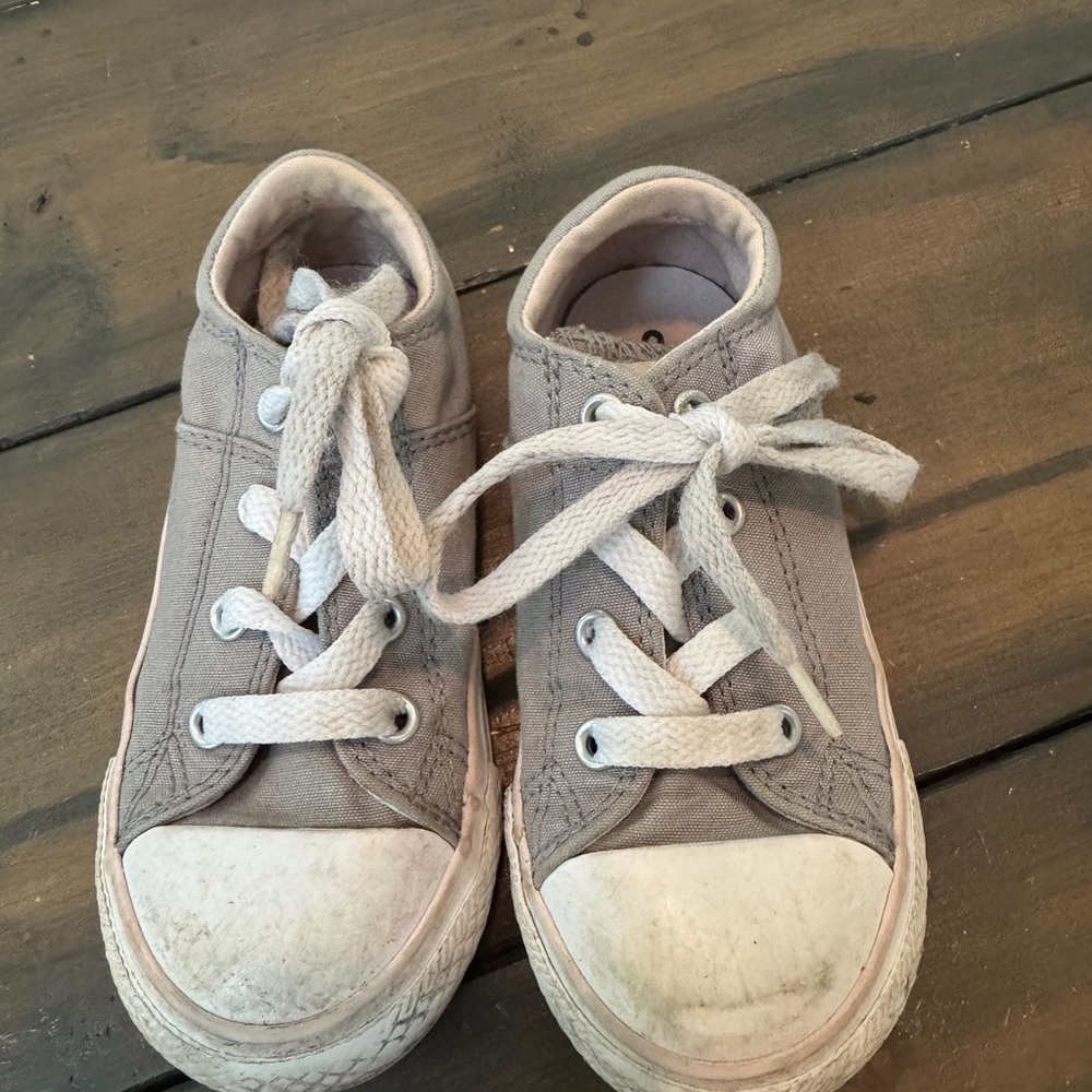 Converse Kids Sneakers in Light Gray
